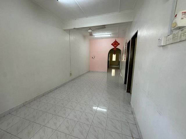 Freehold Single Storey Terrace Tmn Datuk Palembang Bukit Baru near GH