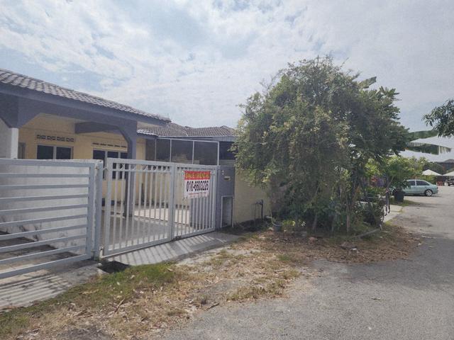 Freehold Single Storey Terrace Taman Sentosa Klang Facing Playground