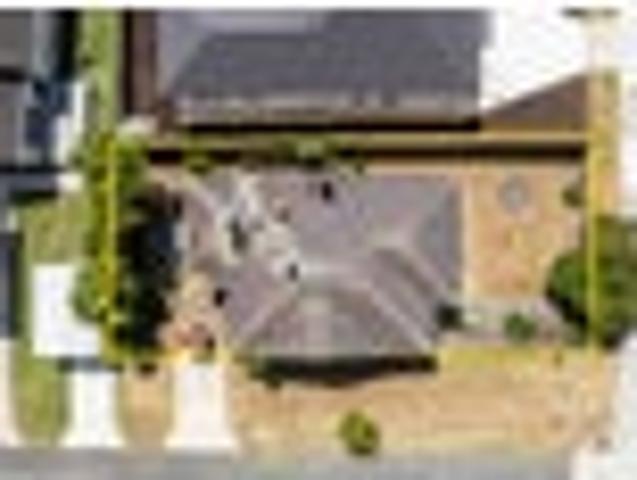 Freehold, Solid & Supremely Convenient