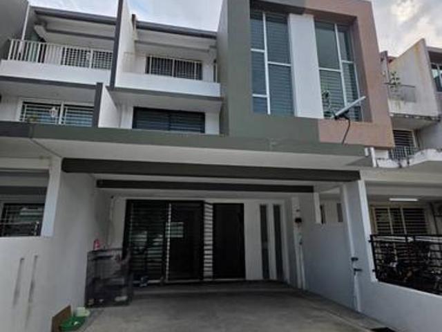 Freehold Spacious WTS 3 Storey Armaya Precinct Bdr Botanic Klang