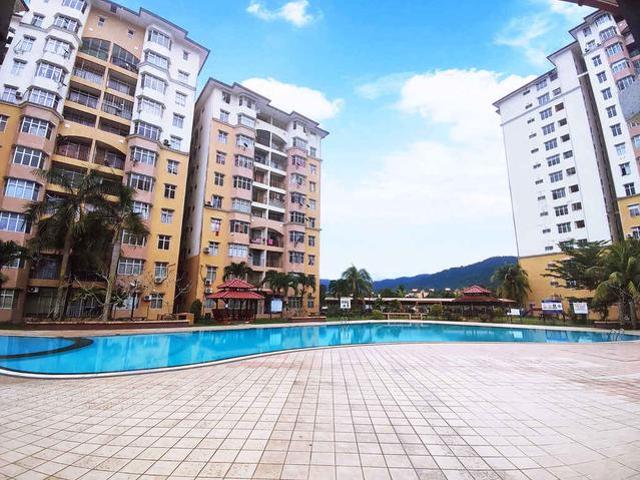 Freehold Sri Palma Villa Apartment 5 min to Mantin town