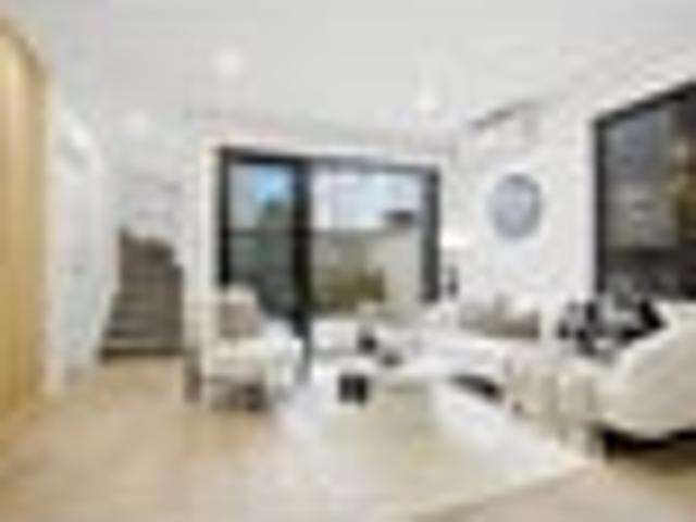 Freehold, Stanalone & Move in Ready