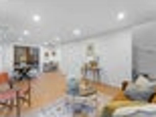 Freehold, Stand alone Style in Henderson