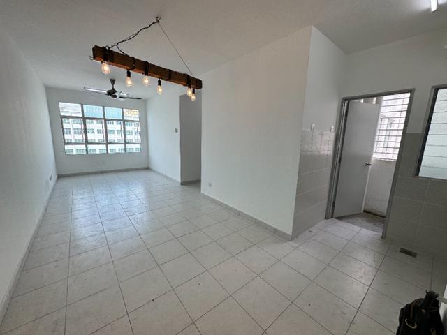 FREEHOLD STRATA Pangsapuri Seri Utama Puchong Taman Puchong Utama