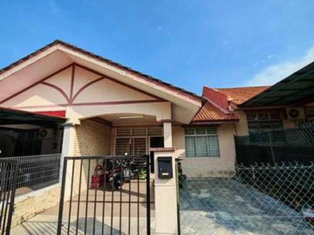 FREEHOLDBUMI LOT Teres Setingkat Taman Bidara Emas Masjid Tanah