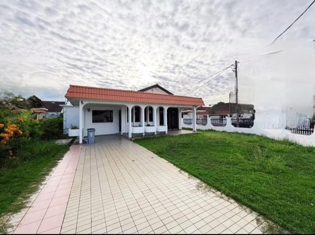 FREEHOLDCorner 1 Storey Bungalow Bukit Baru Sinn Hoe for Sale