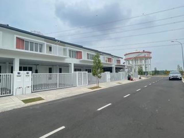 freeholddouble storey2000near sepangcyberjayaklianilai