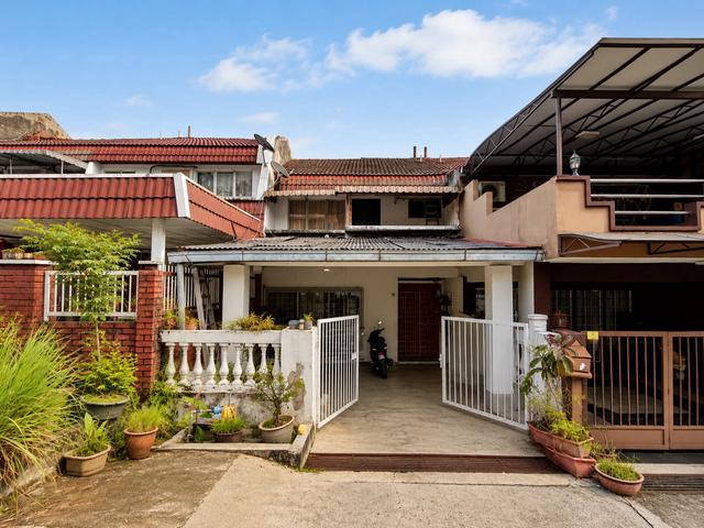 FREEHOLDExtended 2 sty Tmn Sri Gombak MUST GRAB