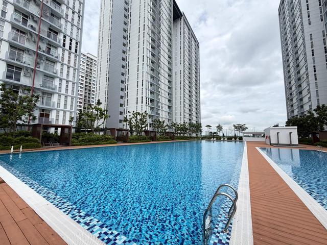 FREEHOLDFURNISHED Lakefront Homes Residence Cyberjaya