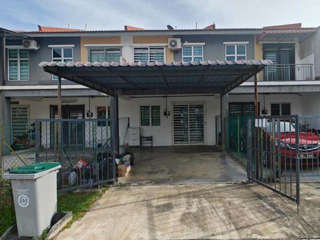 FREEHOLDRumah Cantik Selesa Untuk Dijual di Durian Tunggal Melaka