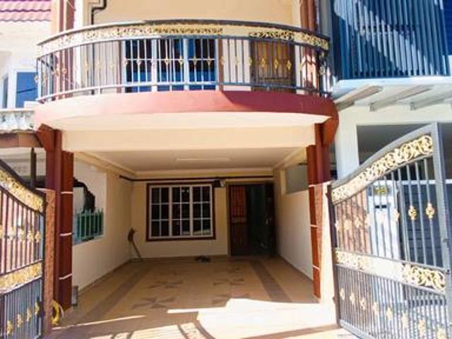 FREEHOLDRENOVATED 2Storey Terrace Taman Melawati KL