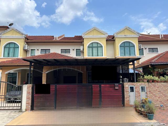 FREEHOLDRENOVATED RM100K22x75sqft2 Storey Kota Warisan Sepang