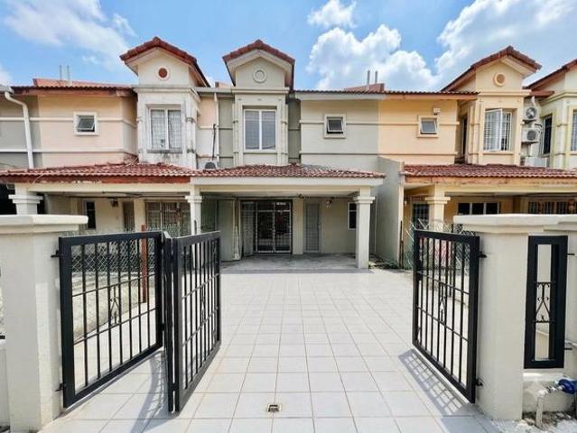 FreeholdRENOEXTENDED 2STOREY TERRACE TAMAN PUTRA PRIMA