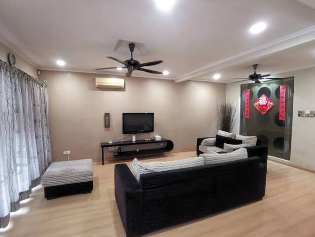 FREEHOLDTaman Putra Prima Puchong Movein Ready Condition for Sale