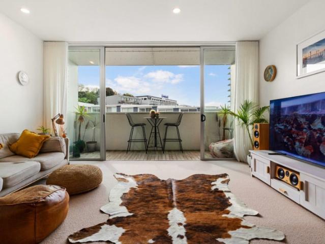 freemans bay, 2 bedrooms
