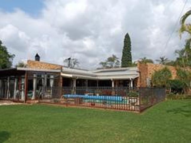 freestanding family home with except.