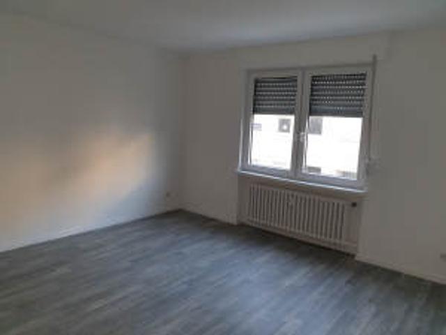 Freie 2,5 Zimmerwohnung in 41236 MG Schrievers