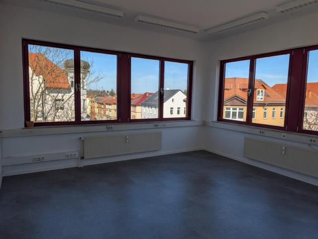 Freie Gewerbeflächen in zentraler Lage