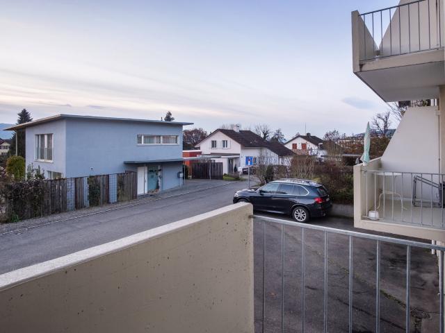 Freier Abstellplatz an ruhiger Lage