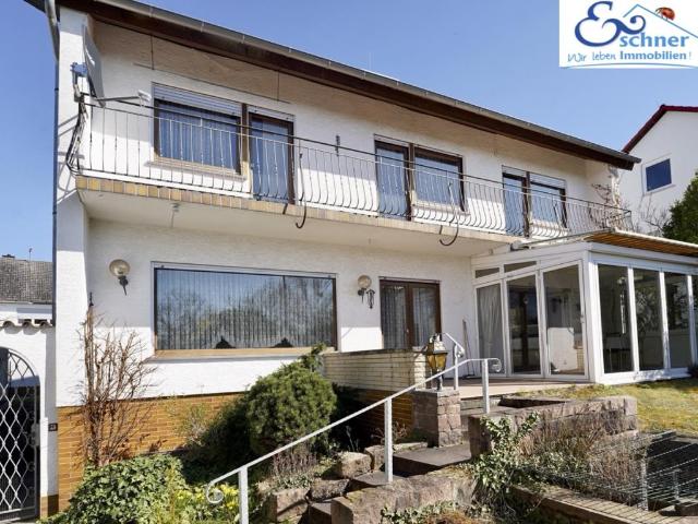 Freistehend und sonnenverwöhnt in Rüsselsheim: Perfekt für Ihr Familienleben!