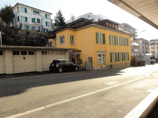 Freistehende Garage in Montreux