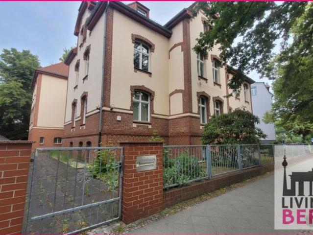 Freistehende Villa in bester Lage sucht Sie zur Nutzung als Kanzlei, Büro oder Ähnliches!