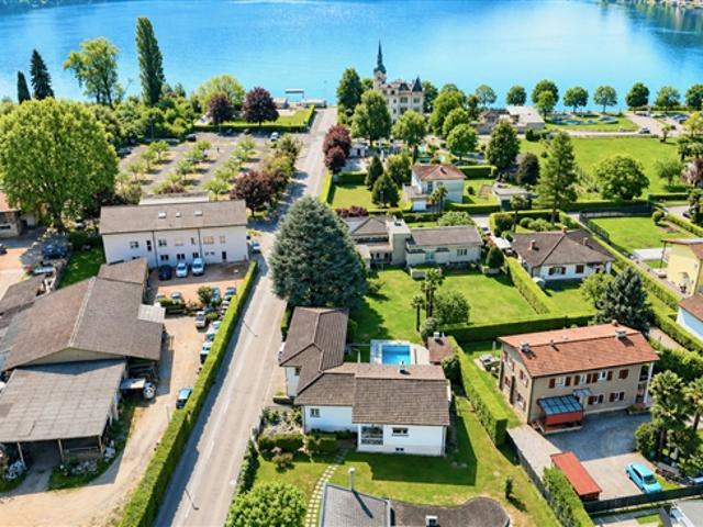Freistehende Villa mit Schwimmbad und Garten nur wenige Schritte vom Luganosee entfernt