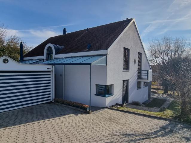 Freistehende Villa mit 7,5 Zimmern in Valeyres sous Montagny