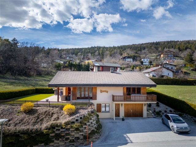 Freistehende Villa – nur einen Steinwurf von Crans Montana entfernt