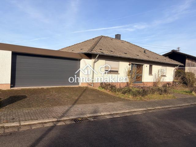 Freistehender Bungalow mit Einliegerwohnung in begehrter Randlage von Marpingen Berschweiler