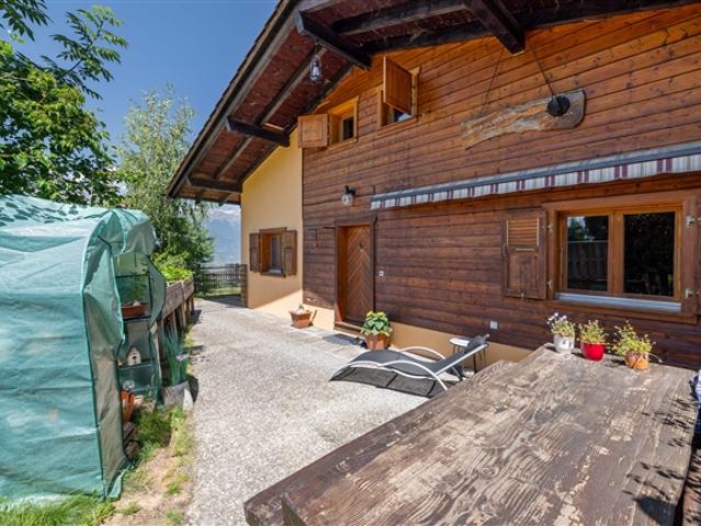 Freistehendes Chalet mit atemberaubender Aussicht