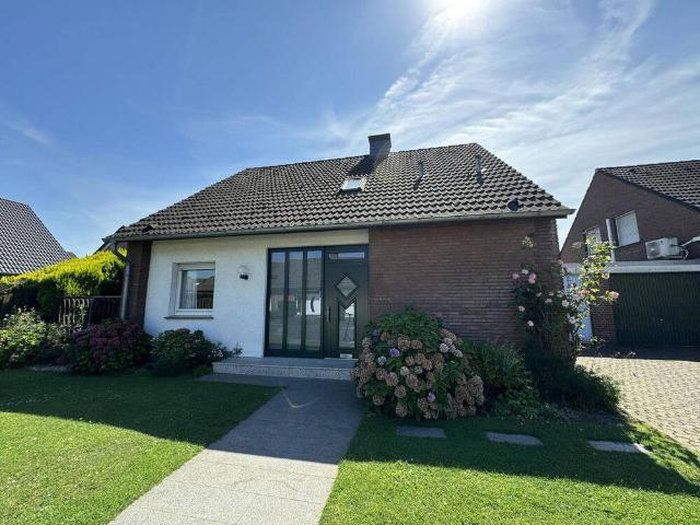 Freistehendes EFH EBK Keller Garage Garten Sauna Niersenbruch ohne Makler!