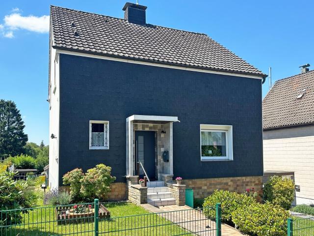 Freistehendes EFH in TOP LAGE in Stiepel