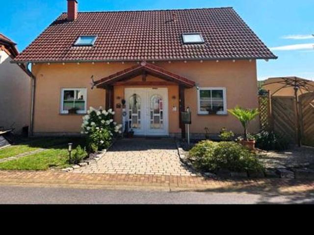 Freistehendes Einfamilienhaus