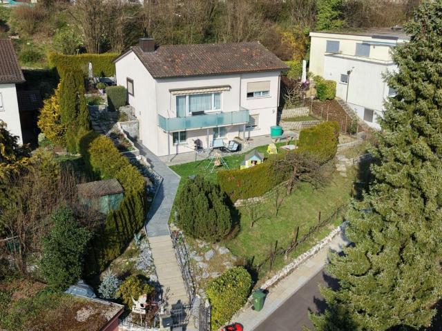 Freistehendes Einfamilienhaus zum entfalten