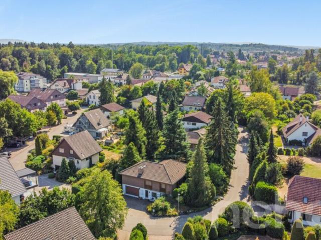 Freistehendes Einfamilienhaus auf 1'127 m² Traumgrundstück