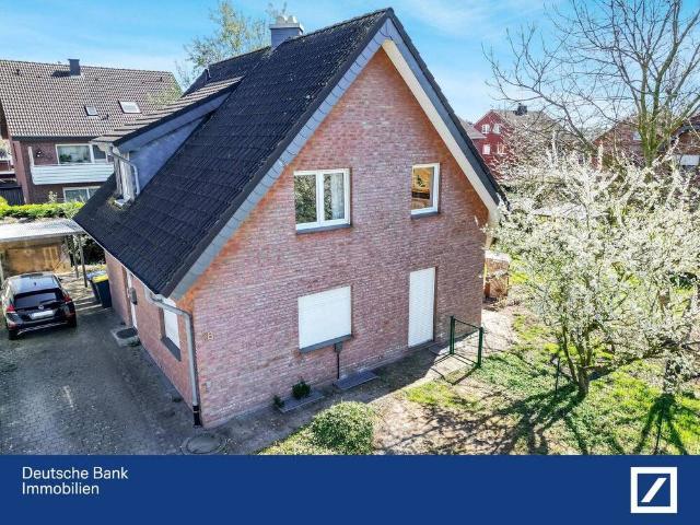 Freistehendes Einfamilienhaus in begehrter Lage von Langenberg mit moderner Einbauküche und Carport!