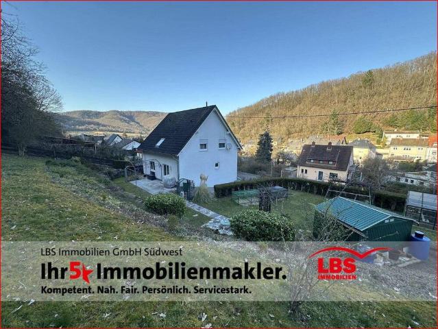 Freistehendes Einfamilienhaus in idyllischer Waldrandlage von Idar Oberstein
