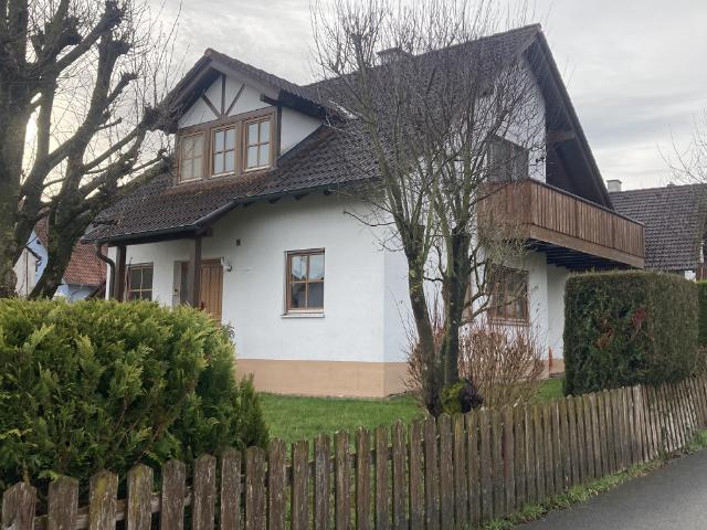 Freistehendes Einfamilienhaus in idyllischer Lage in Stegaurach/OT Dellern