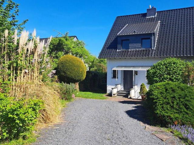 Freistehendes Einfamilienhaus mit Charme und Flair in Königswinter Vinxel