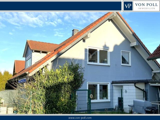 RESERVIERT: Freistehendes Einfamilienhaus mit großer Einliegerwohnung, Hybrid Heizung und PV Anlage