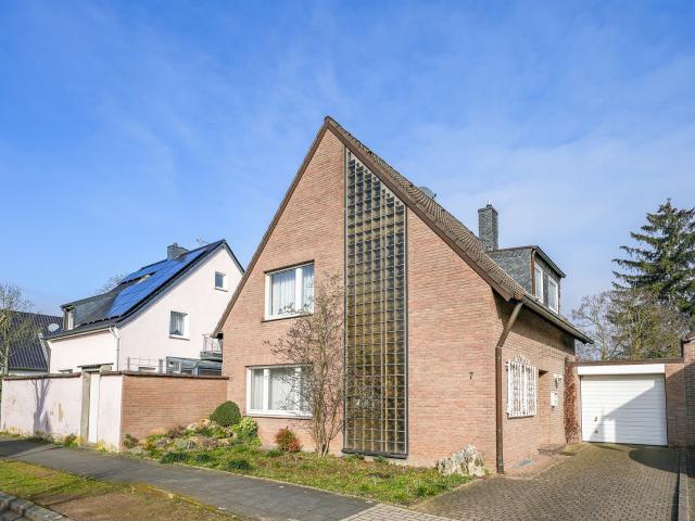 Freistehendes Einfamilienhaus mit durchdachtem Grundriss & vielseitigem Potenzial