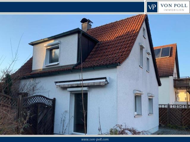 Freistehendes Einfamilienhaus mit idyllischem Grundstück am Wasser
