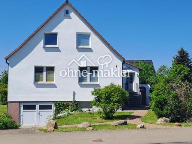 Freistehendes Einfamilienhaus mit schönem Grundstück in Boddennähe