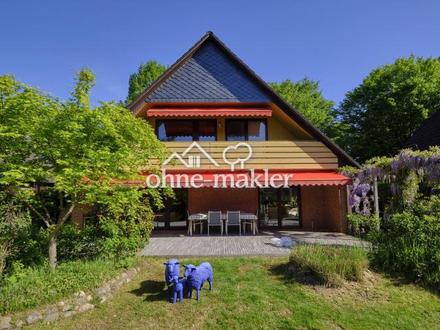 Freistehendes Einfamilienhaus mit Südgarten in ruhiger Lage von Hamburg Volksdorf