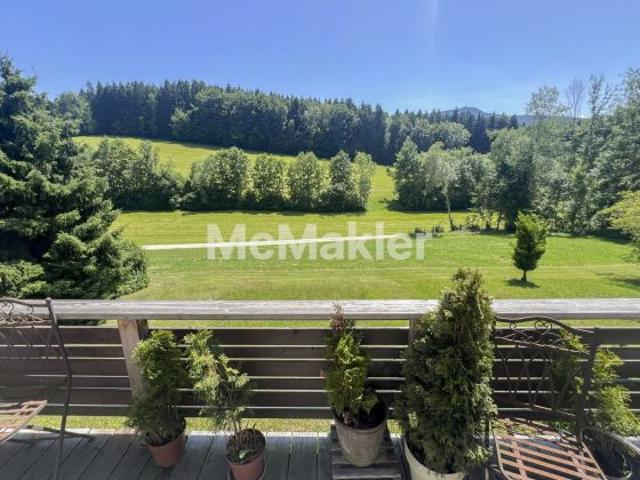 Freistehendes Ferienhaus mit spektakulärem, unverbautem Naturblick!