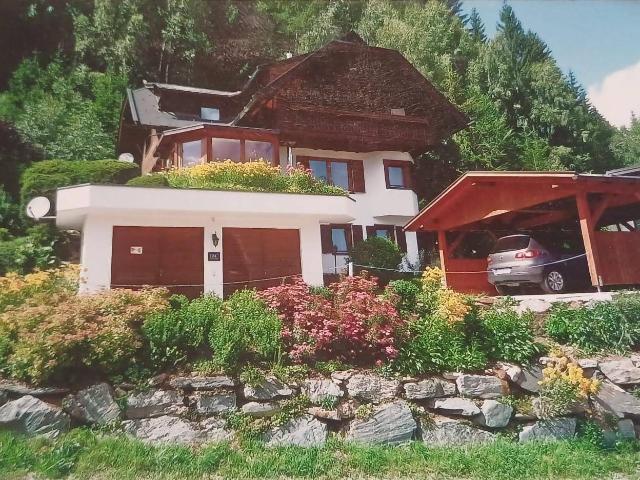 Freistehendes Ferienwohnhaus mit unverbaubarer Aussicht