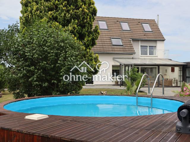 Freistehendes renoviertes Einfamilienhaus in Jüchen von Privat zu verkaufen
