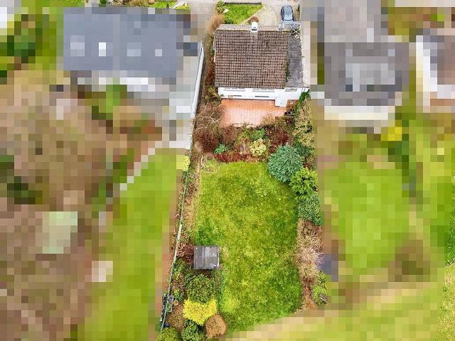 Freistehendes und großzügiges Familienidyll mit unverbautem Blick in ruhiger Lage von Bärbroich!