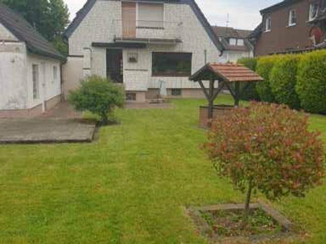 Freistehendes Zweifamilienhaus zum Kauf in Dortmund Westerfilde